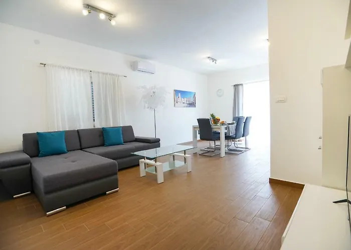 Tj 2 * Zadar